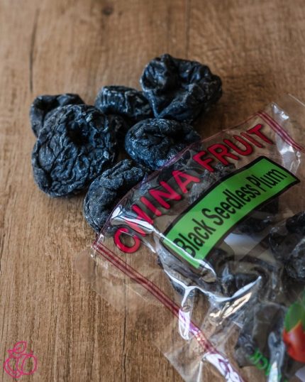 CHINA FRUIT BLACK SEEDLESS PLUM 400g